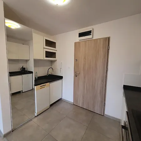 Nad Jeziorem Apartment