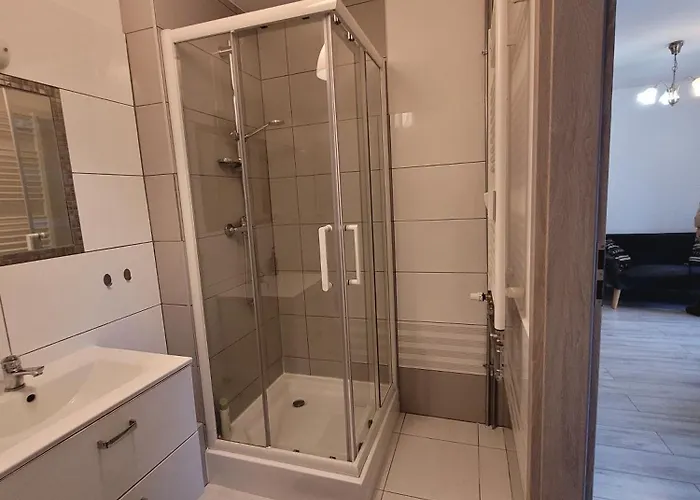 Nad Jeziorem Apartment